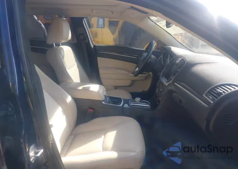 2016 Chrysler 300 Anniversary Edition из США, поврежденный, VIN 2C3CCARG4GH270577